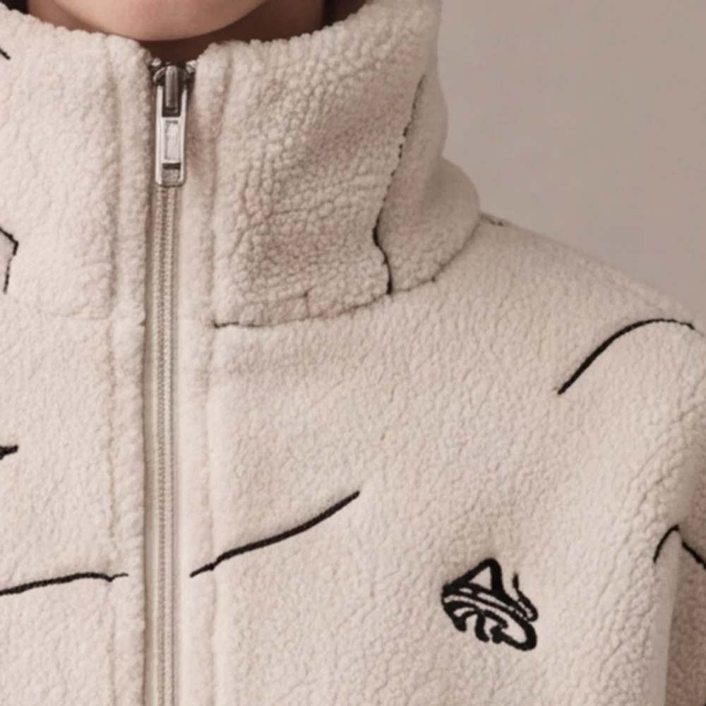 Embroidered emblem
